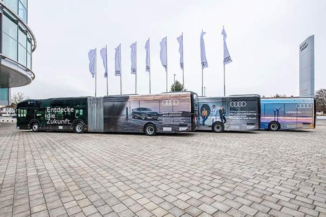 Mit dem Bus emissionsfrei durch Ingolstadt und das Audi-Werk 