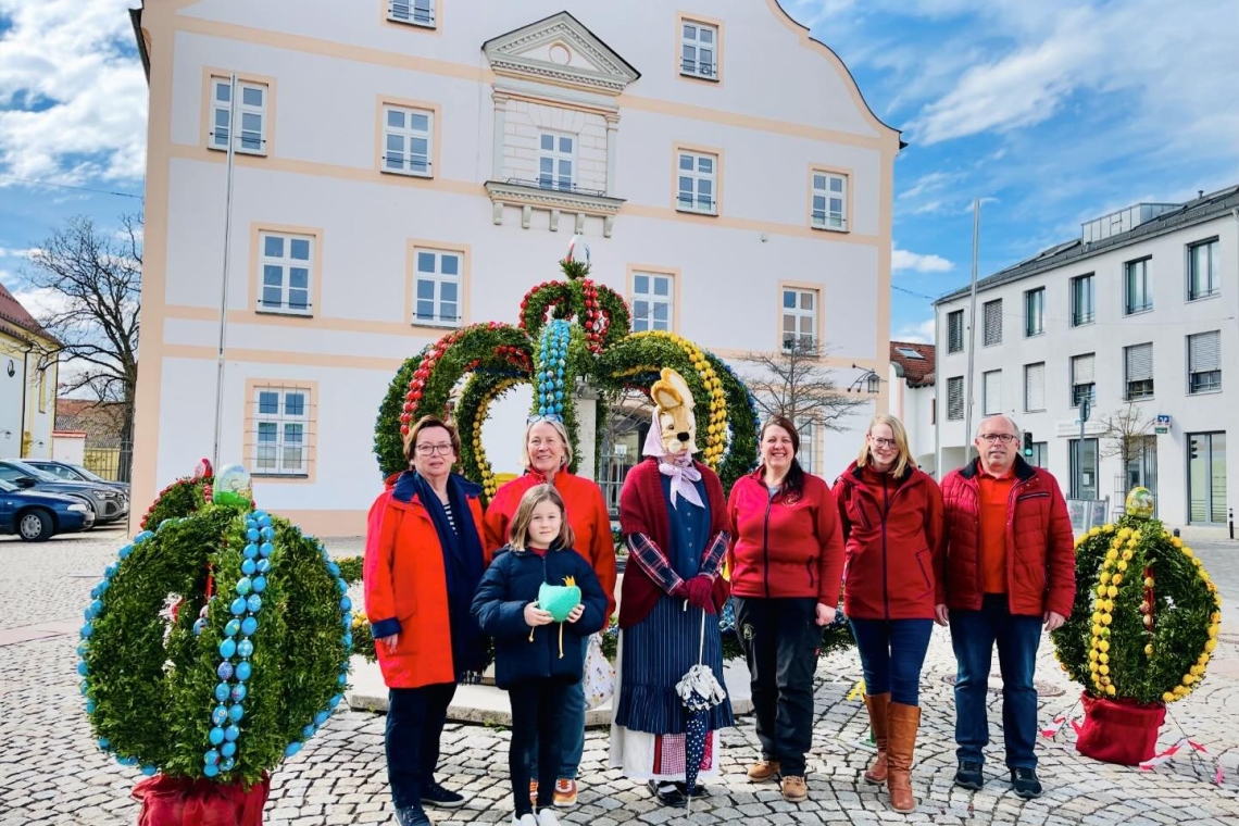 Erlös aus dem Köschinger Osterbrunnenfest wird an Hort und die Kindergärten gespendet 