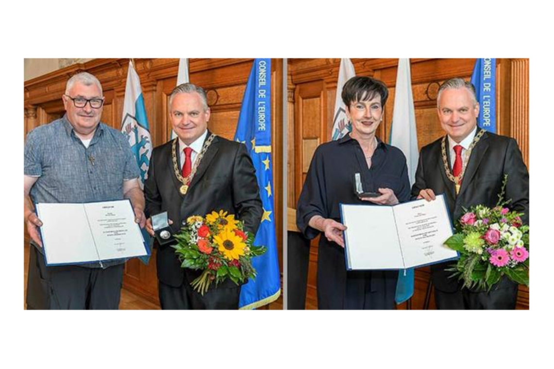  Oberbürgermeister verleiht Hans-Peringer-Medaille an Petra Willner und Bruder Martin 