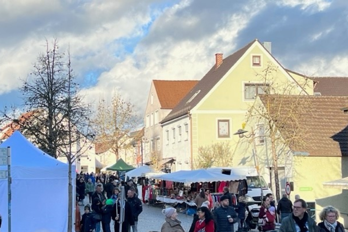 Martinimarkt in Geisenfeld am Sonntag, 17. November 2024 