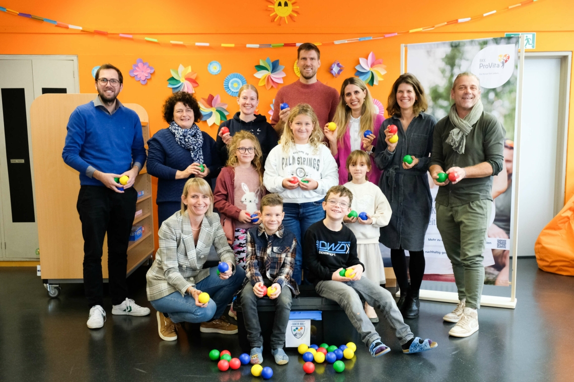 BUNTER BALL an der Lessinggrundschule in Ingolstadt und der Grundschule Karlsfeld 