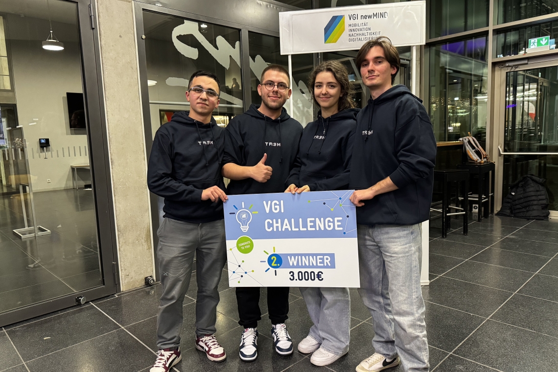 Studierende der KU holen zweiten Platz bei „VGI-Challenge“