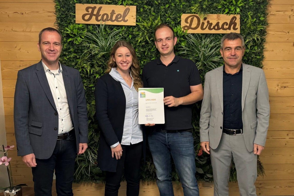 Verleihung der Urkunde „Umwelt- und Klimapakt Bayern“ an Hotel Dirsch 
