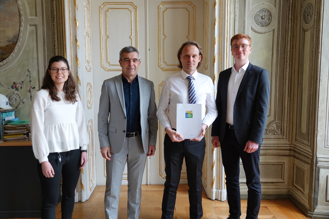 Verleihung der Urkunde „Umwelt- und Klimapakt Bayern“ an die Thorsten Frenz GmbH in Lenting 