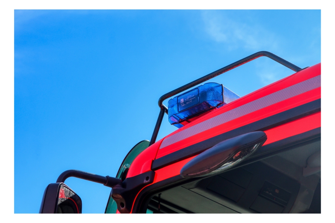 Mähfahrzeug fängt Feuer