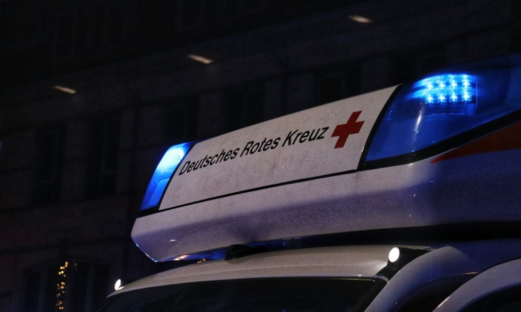 Auffahrunfall mit 5 beteiligten Fahrzeugen am Kreisverkehr Etting / Wettstetten 