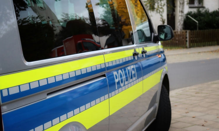Er hat unter Drogeneinfluss mehrere Fahrzeuge beschädigt und einen Schaden von mindestens 150.000 Euro verursacht 