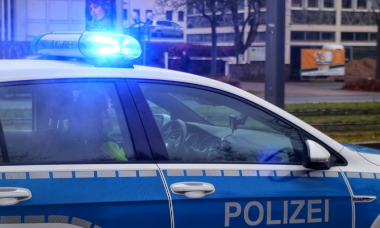 Falscher Einsatzalarm wegen Mann mit Messer am Rathausplatz 